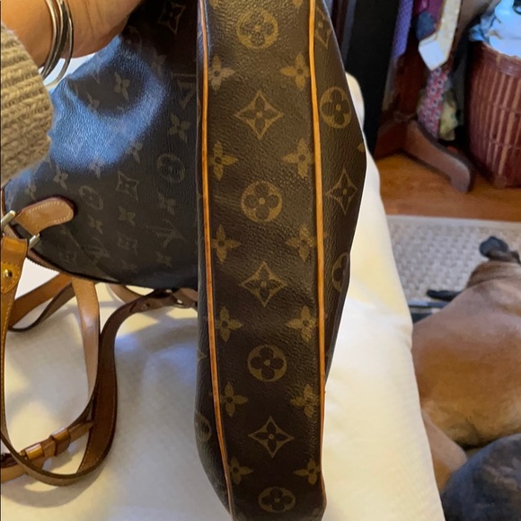 Louis Vuitton GM Odeon - Picture 12 of 15